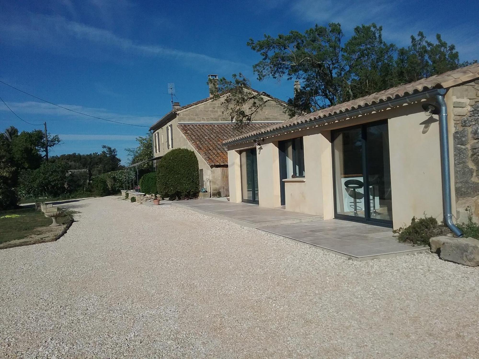 Du Berger Pensión Saint-Quentin-la-Poterie